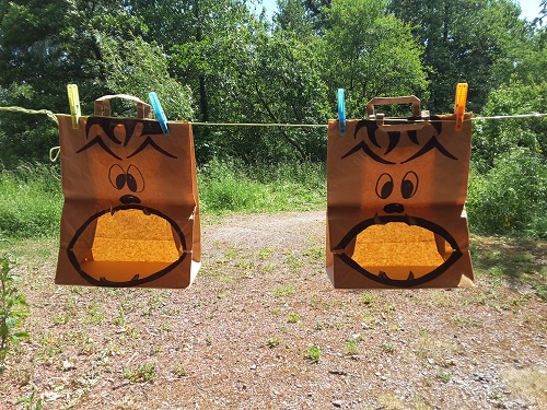 Le rallye des petits papiers animation ludique